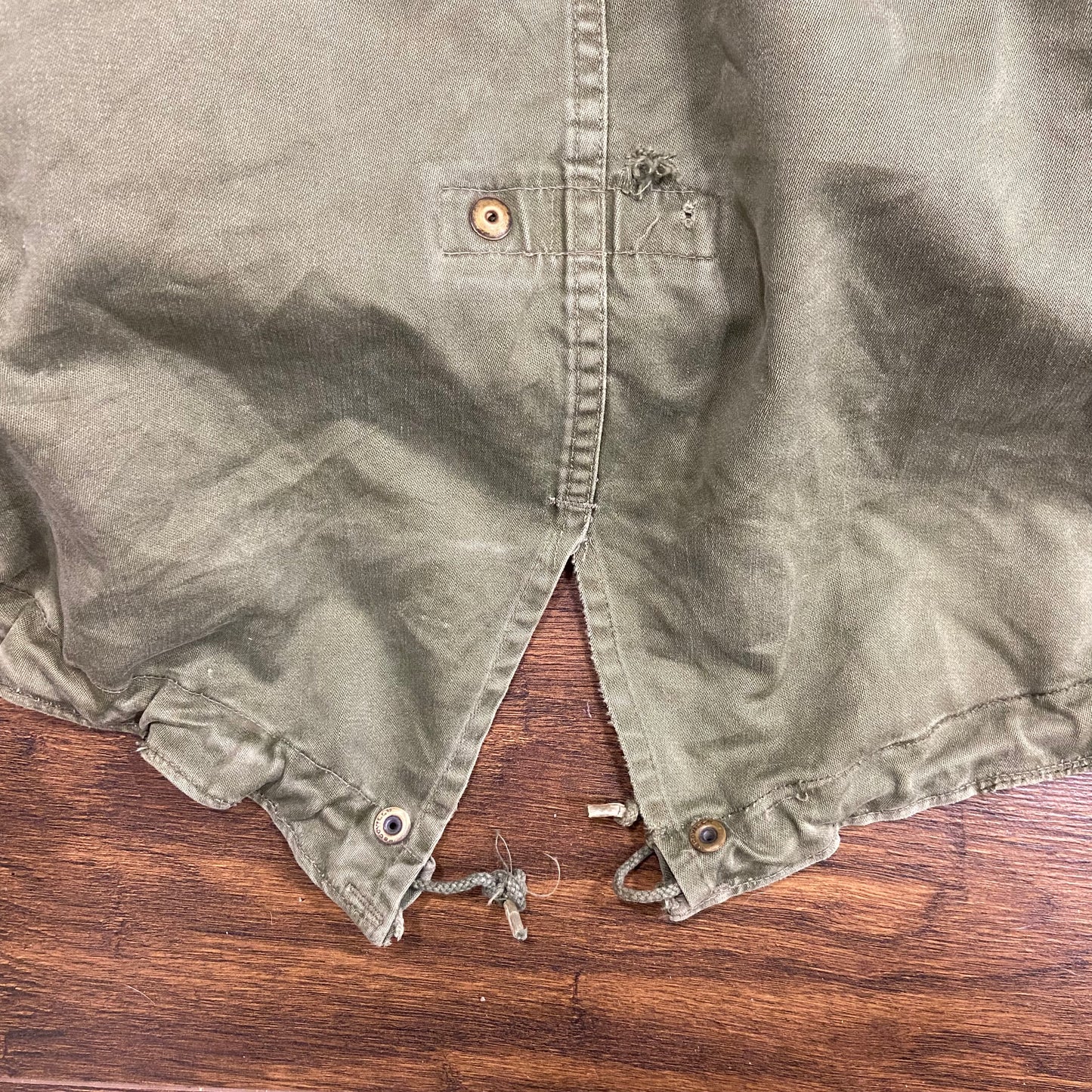 Early US Army sateen M51 fishtail parka with heavy alpaca lining XL
