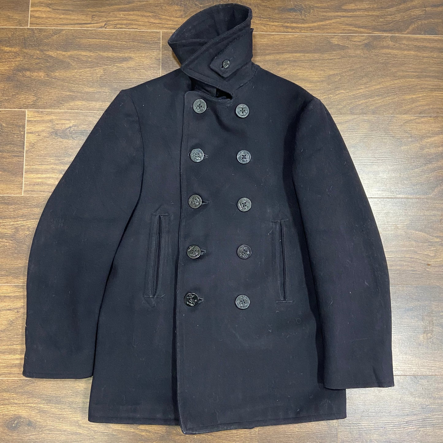 WW2 US Navy 10 button pea coat, embroidered, size small
