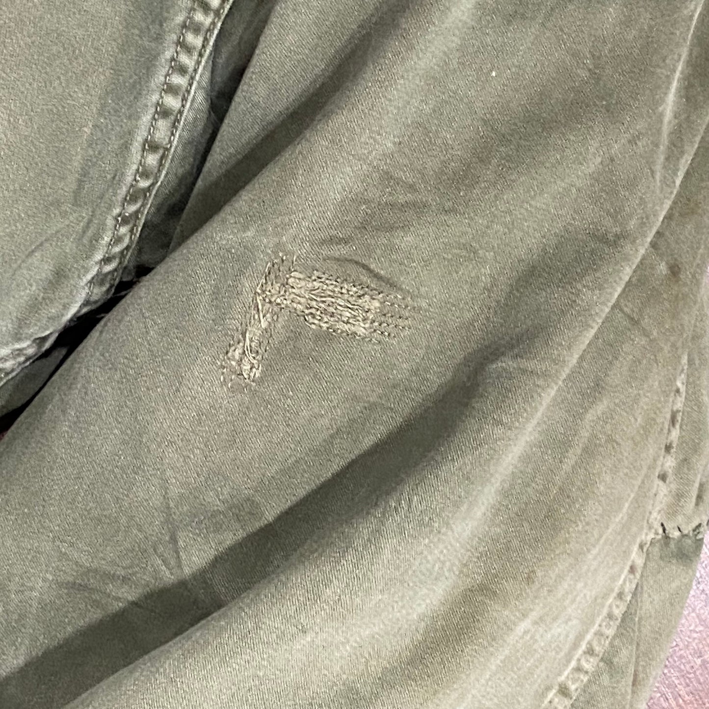 Early US Army sateen M51 fishtail parka with heavy alpaca lining XL