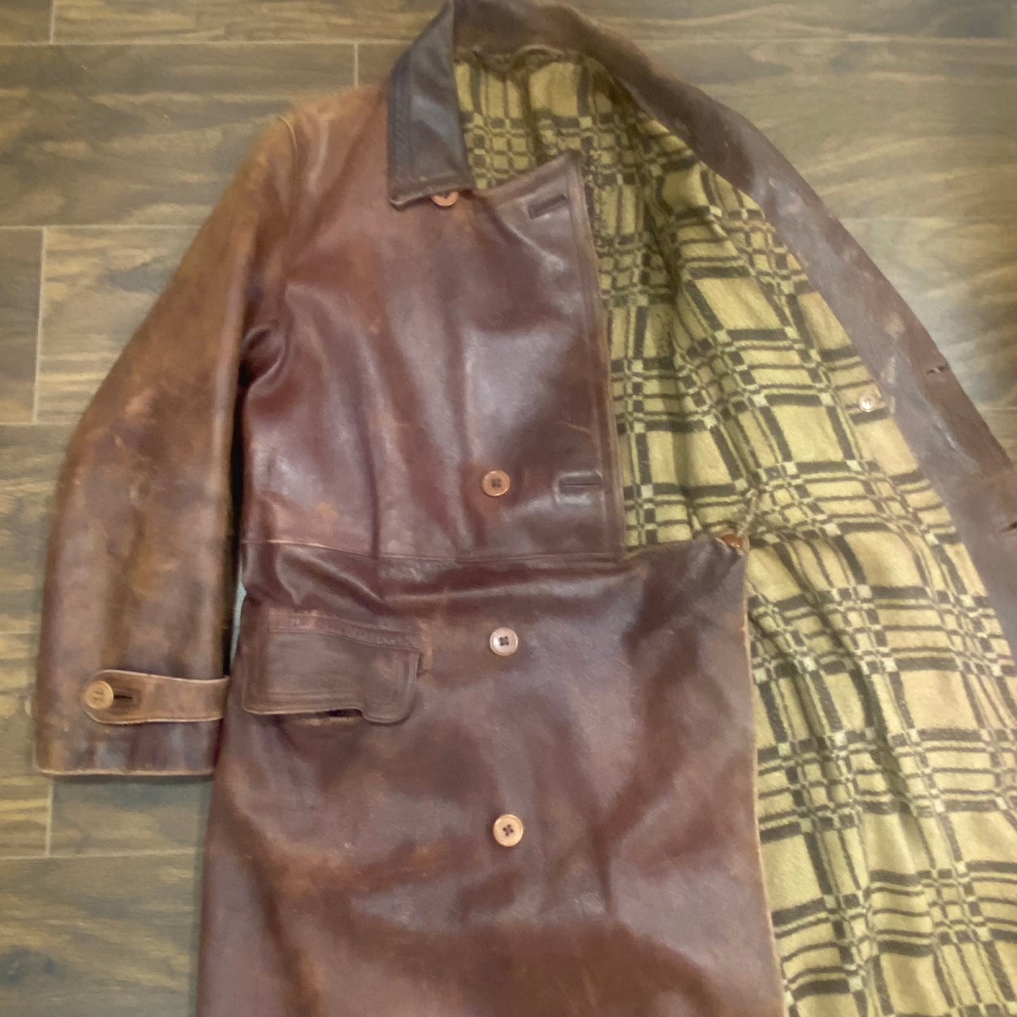 Circa 1920s leather aviation / motoring coat size large stunning